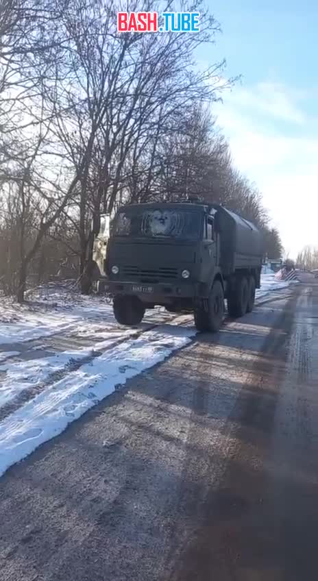  Еще один украинский FPV-дрон, застрявший в лобовом стекле автомобиля