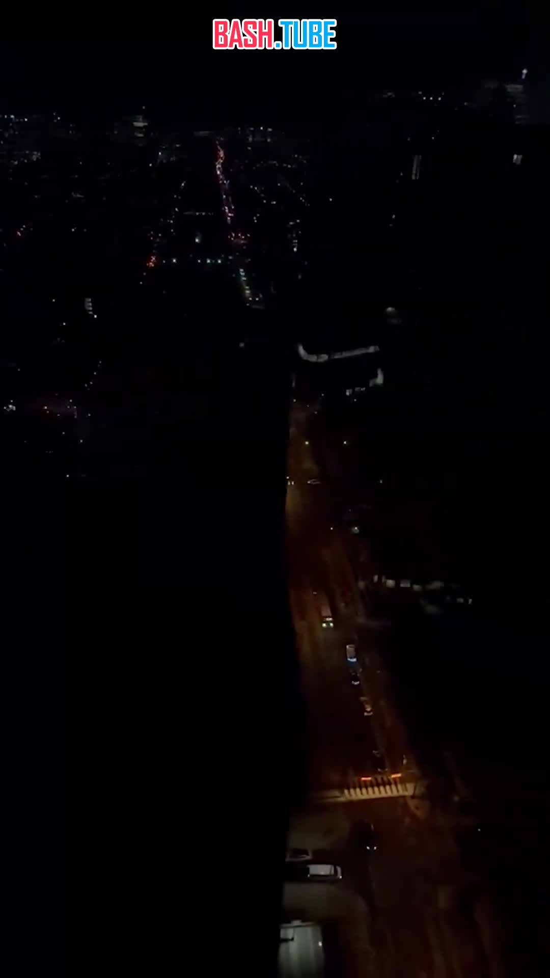 ⁣ Енот оставил без электричества семь тысяч человек в Торонто