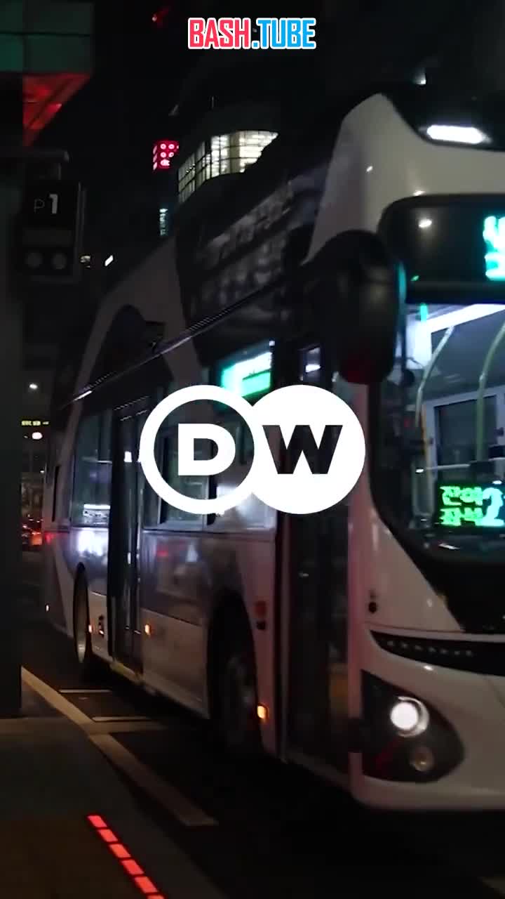 ⁣ Первый в мире ночной беспилотный автобус отправился в путь в Южной Корее