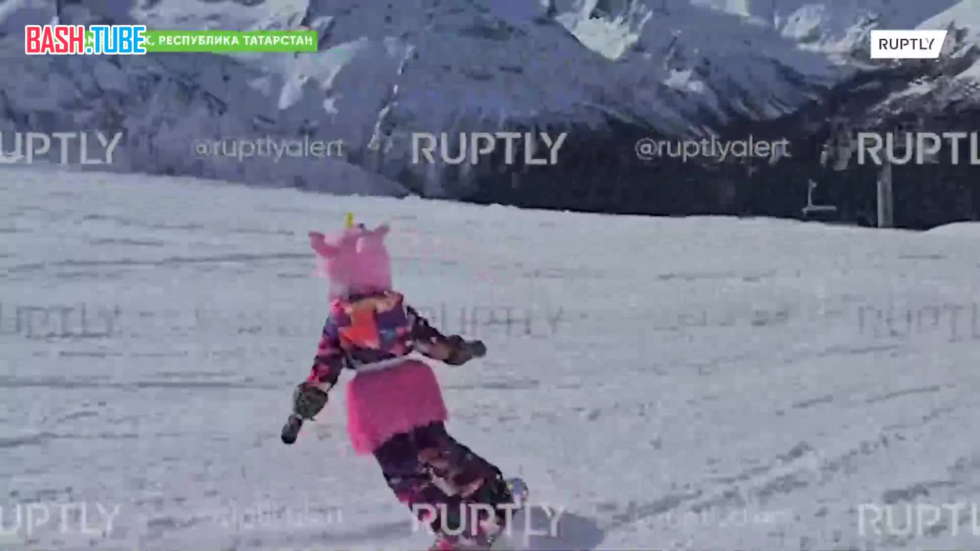 Четырехлетняя сноубордистка из Татарстана покоряет горные вершины