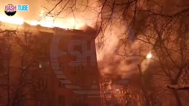 ⁣ Площадь пожара на улице Черняховского увеличилась до 4 тысяч квадратных метров