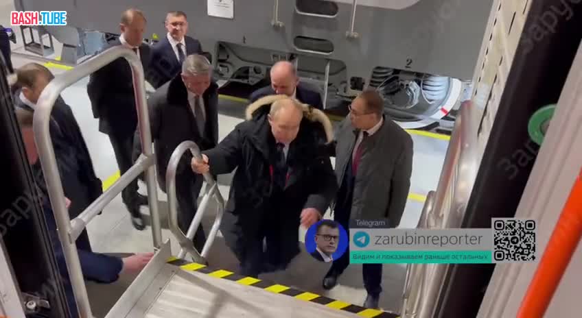  Путин побывал в новейшем поезде «Финист»