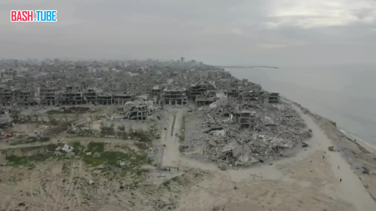 ⁣ Кадры масштабных разрушений в прибрежном районе Аш-Шати на севере сектора Газа