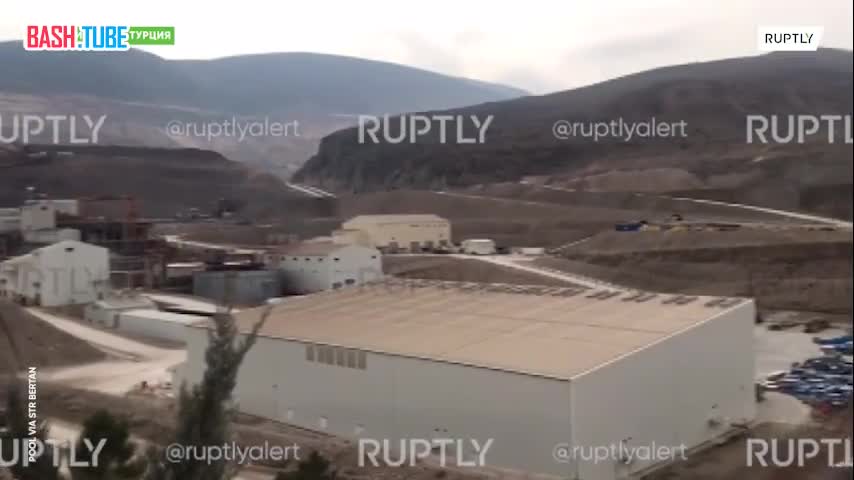  По меньшей мере 9 шахтеров остаются под завалами золотодобывающей шахты в Турции