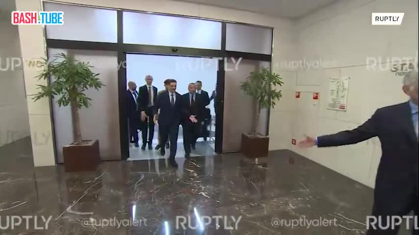 ⁣ Премьер-министр Йемена прибыл с официальным визитом в Москву