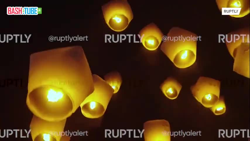 ⁣ Сотни тысяч китайских фонариков осветили ночной Тайбэй во время фестиваля небесных фонарей Пинси