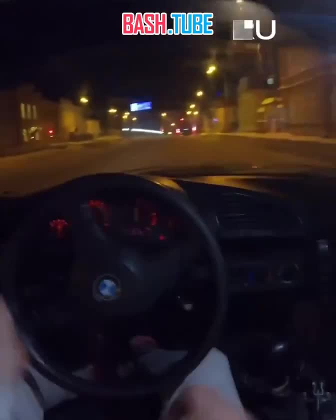  Блогер из Екатеринбурга Максим показал экстремальные катания по ночному городу