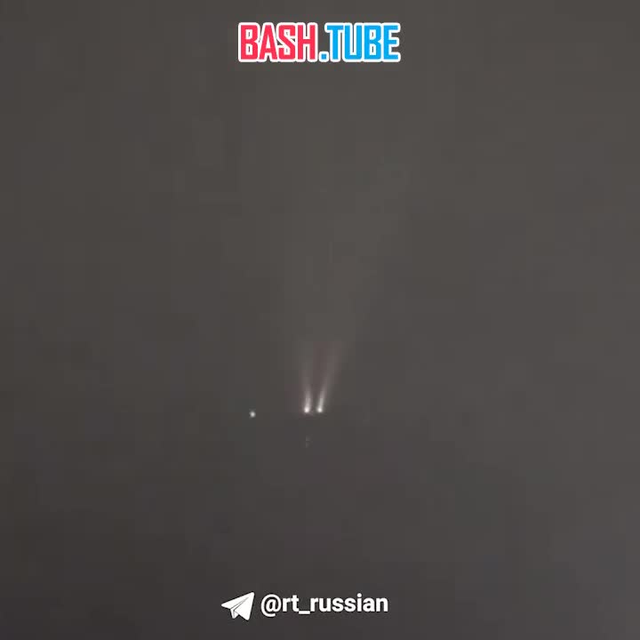 ⁣ Молния ударила в самолёт, вылетевший из международного аэропорта Ванкувера