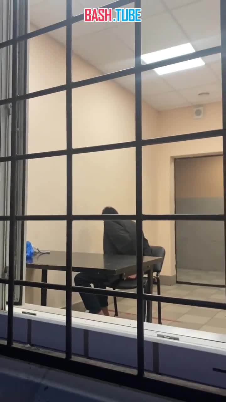 ⁣ В московском СИЗО сокамерник зарезал мигранта-педофила, задержанного в прошлом году