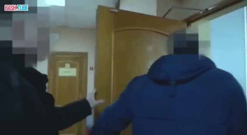 ⁣ ФСБ опубликовала кадры задержания жителя Москвы, который продавал украинским спецслужбам секретные данные