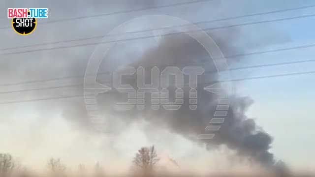 ⁣ Пожар на рязанском нефтезаводе начался из-за атаки дрона, есть пострадавшие