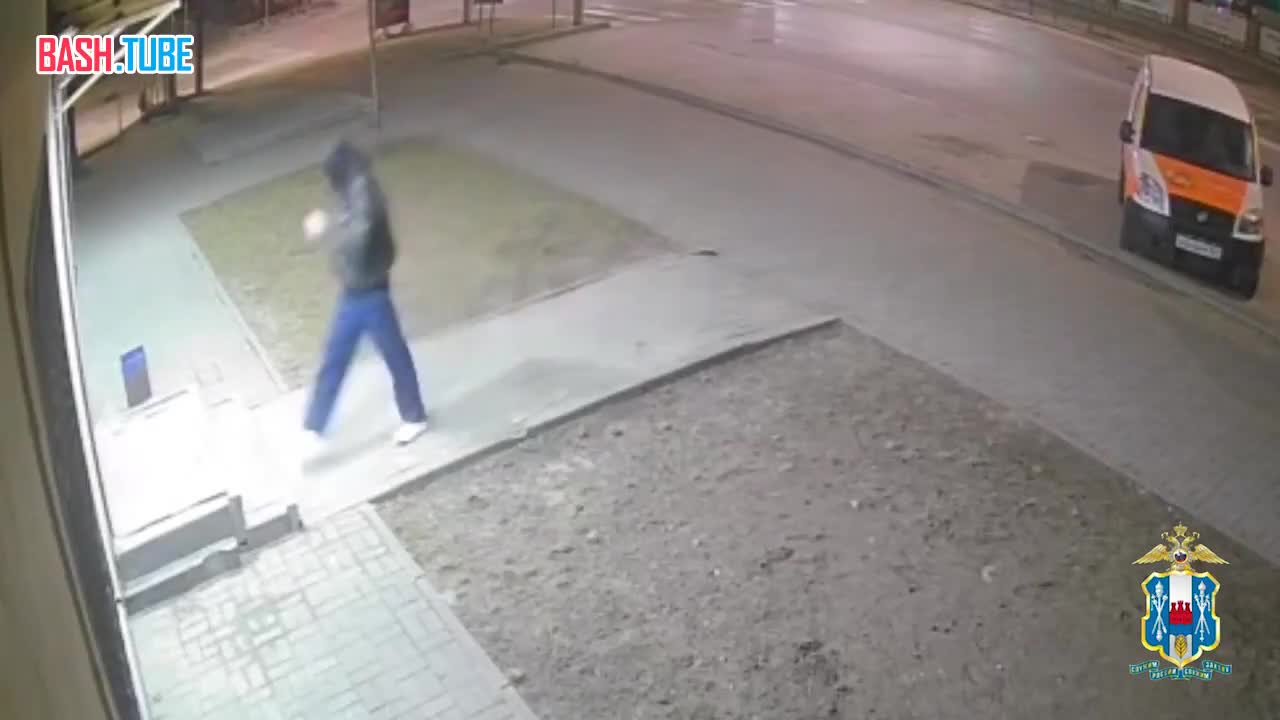 ⁣ 23-летний парень с ножом ограбил продуктовый магазин в Ростове