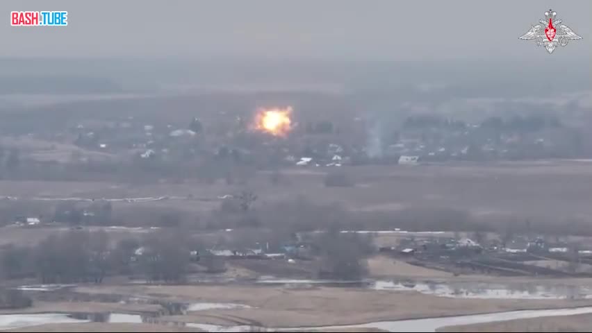 ⁣ Минобороны показало кадры уничтожения пункта дислокации украинских диверсантов в районе Рыжевки в Сумской области