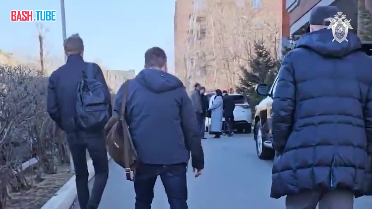 ⁣ Следователями СК России задержан Геннадий Лазарев и 9 участников организованного им преступного сообщества