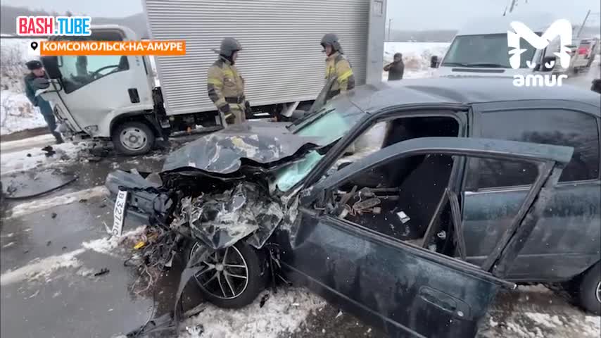  Два человека пострадало в аварии с тягачом в Комсомольске-на-Амуре