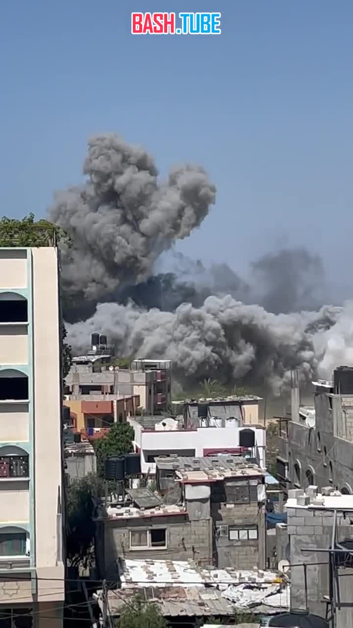 ⁣ ВВС Израиля наносят удары по целям в лагере беженцев Нусейрат в центре сектора Газа