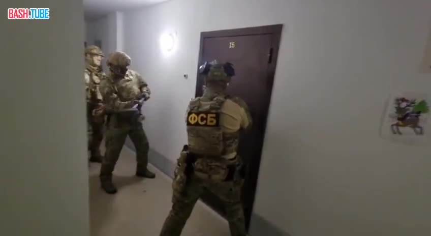 ⁣ УФСБ России по Кемеровской области показало видео задержания мужчины, причастного к подготовке совершения диверсии