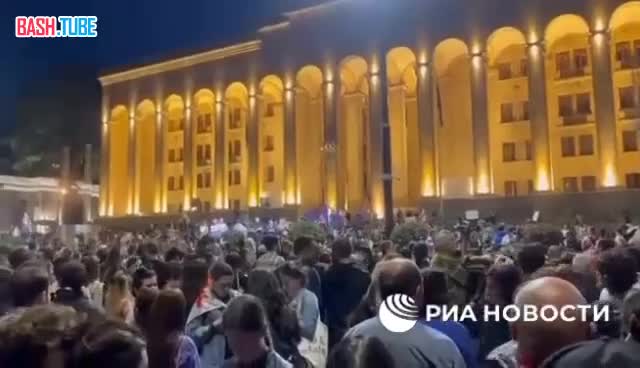 ⁣ В Тбилиси проходит очередная акция против законопроекта об иноагентах