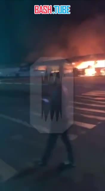 ⁣ Крупный пожар в Невинномысске, горит центральный рынок