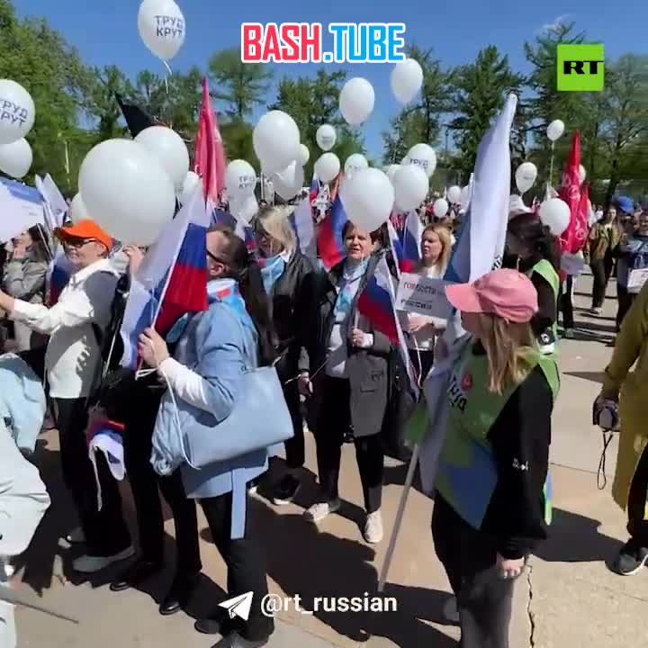 ⁣ Более 5 тыс. человек приняли участие в первомайском шествии «Май! Труд крут!» в Москве