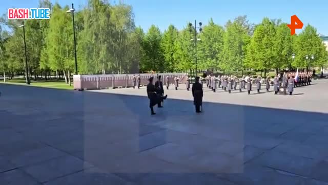 ⁣ Международная акция «Огонь памяти» стартовала в Александровском саду