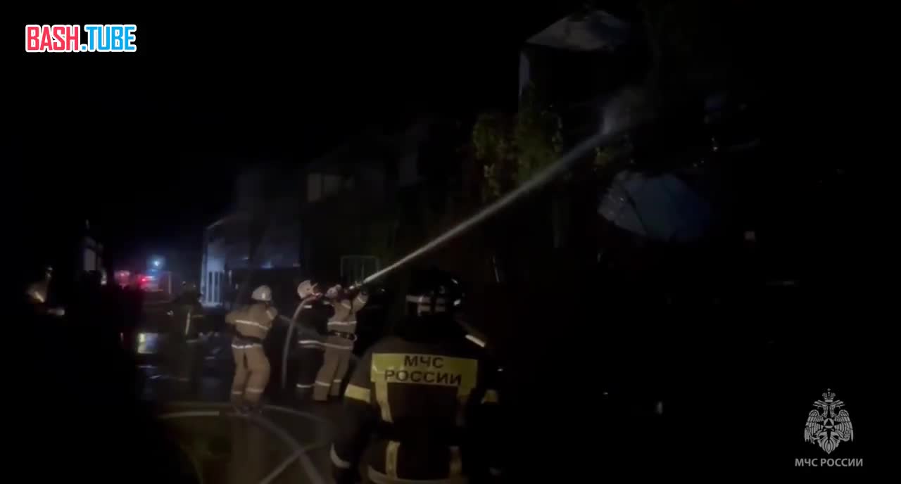  В Краснодарском крае огнеборцы МЧС России локализовали пожар на 1 200 квадратных метрах
