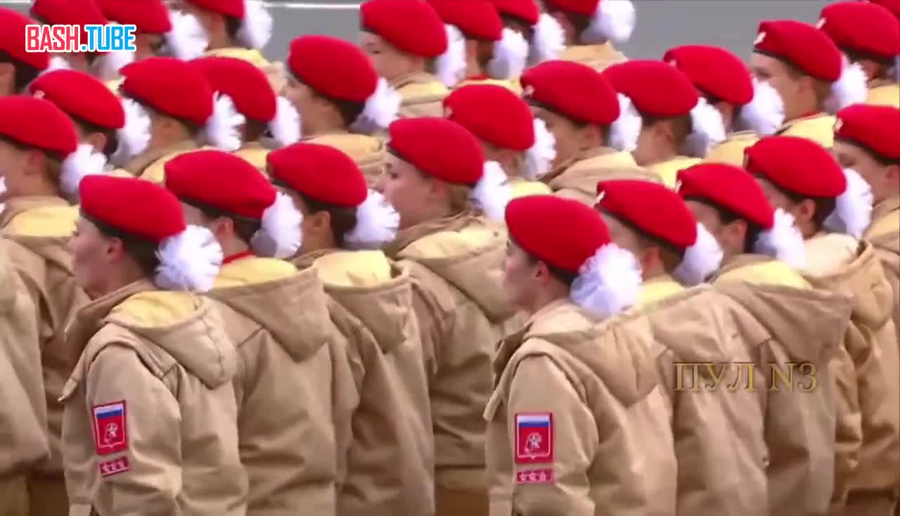  «Ой ты, песня, песенка девичья»: Женский батальон участниц Парада утеплился зимней формой одежды