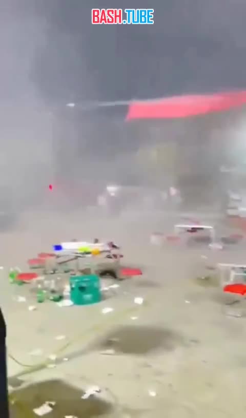 ⁣ Мощные штормы и град продолжаются в Китае