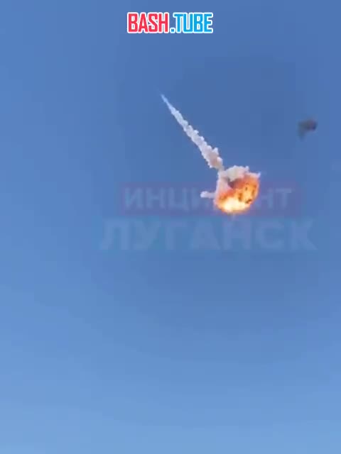 ⁣ Кадры уничтожения французской ракеты Scalp в пригороде Луганска
