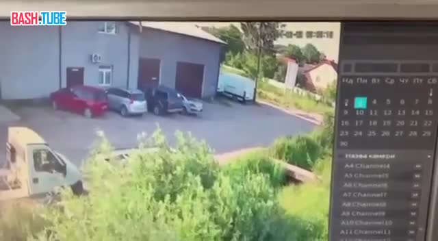 ⁣ Во Львовской области ТЦКшники протаранили автобусом мужчину на велосипеде