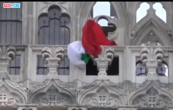 ⁣ Флаг Палестины вывесили на фасаде главного собора Милана