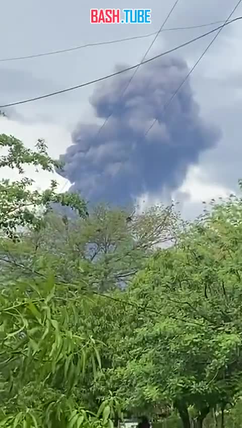 ⁣ В Никарагуа началось извержение вулкана Сан-Кристобаль, сопровождаемое мощным выбросом пепла