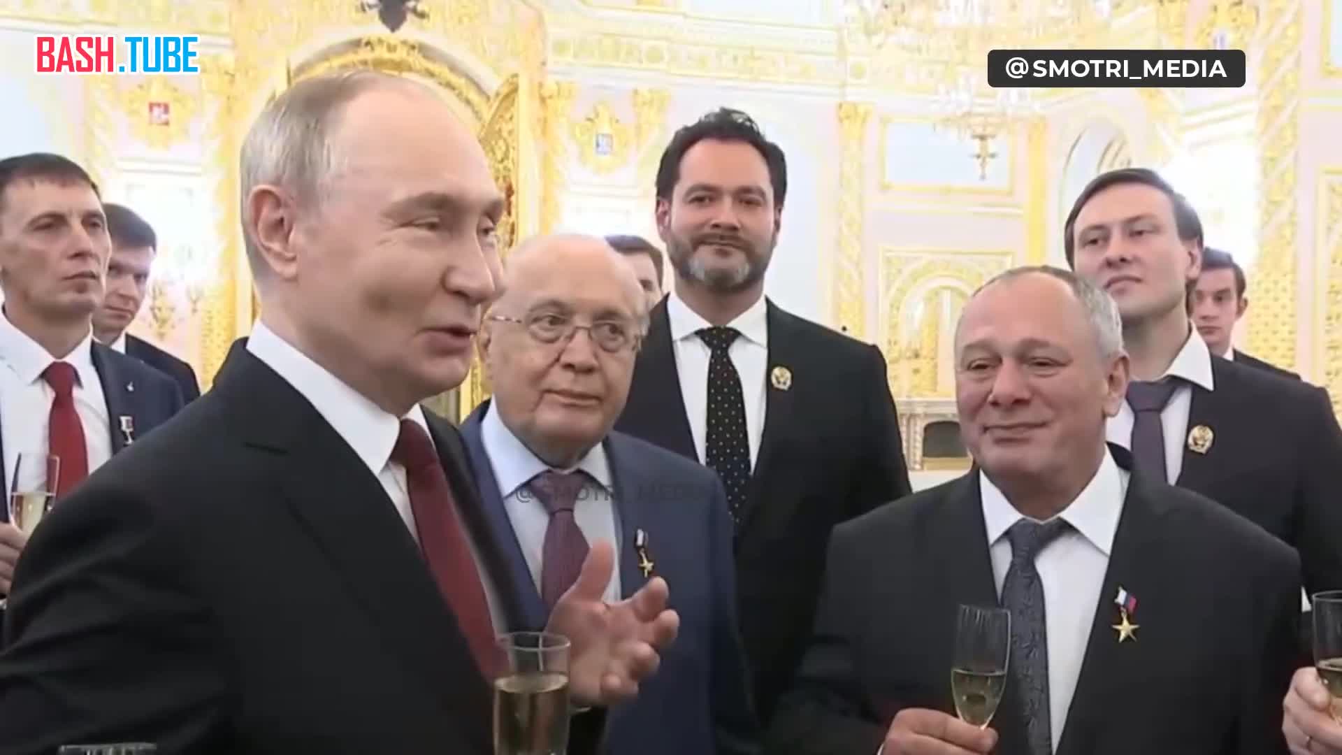⁣ Заявления Путина на неформальной встрече с героями труда