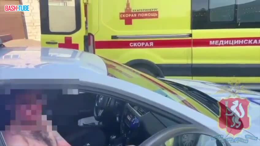  В Горном Щите водитель «Ниссан» сбил трёх пешеходов и влетел в стену магазина