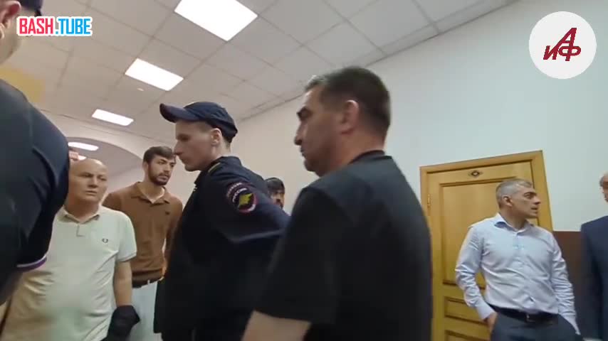 ⁣ Суд продлил до 18 сентября арест фигурантов дела об убийстве байкера Кирилла Ковалева - Шахина Аббасова и его сообщников
