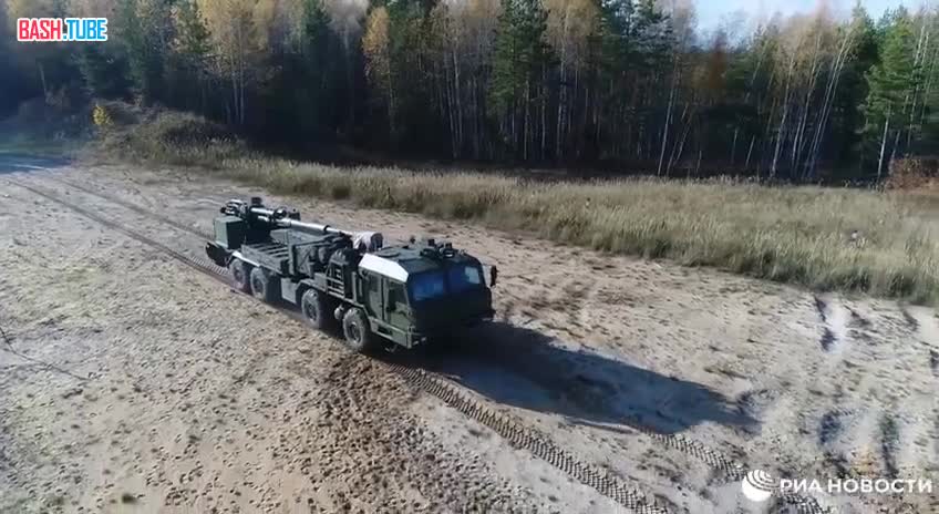 ⁣ Вооруженные силы России получили новую партию 152-миллиметровых самоходных гаубиц «Мальва», сообщили в пресс-службе «Ростеха»