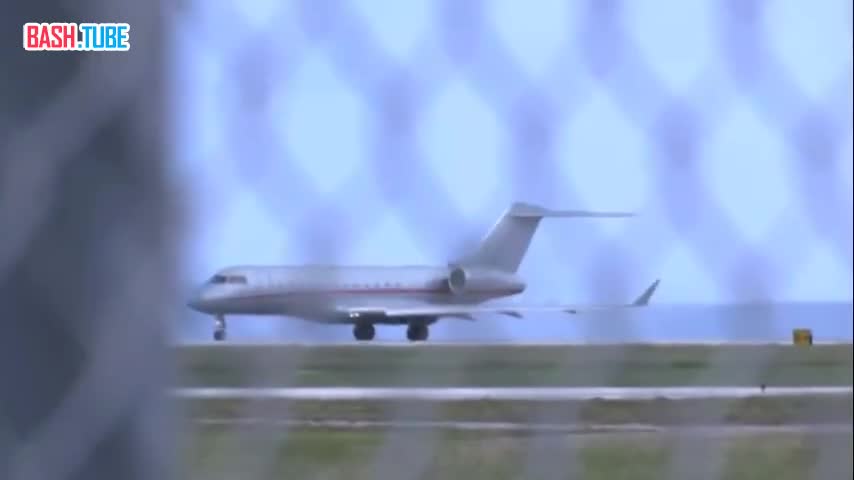 ⁣ Самолет с Ассанжем на борту вылетел с острова Сайпан в Австралию, сообщает австралийский телеканал ABC