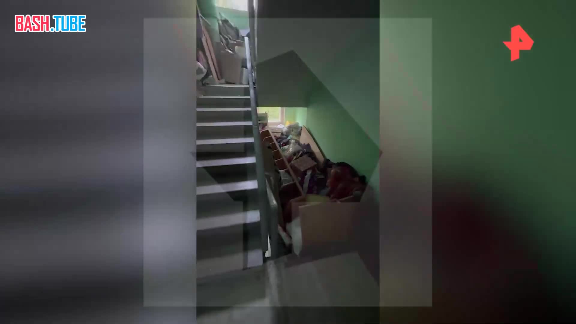 ⁣ «Разбил квартиру до неузнаваемости»: мужчина выгнал сестру из дома и заперся в ней с ребенком