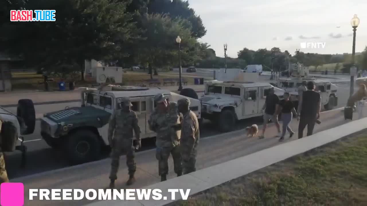  По приказу Дональда Трампа в столице США городе Вашингтоне началось развертывание подразделений Национальной гвардии