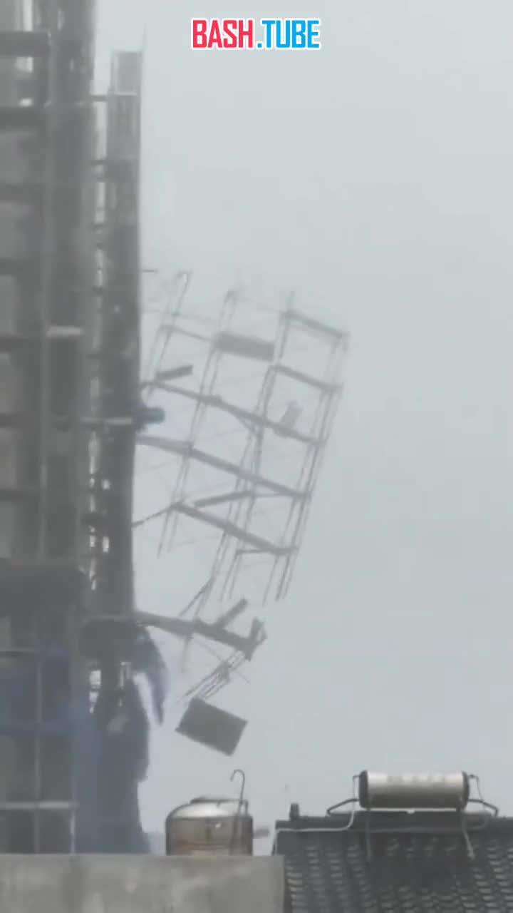  Тайфун «Подул» обрушился на Тайвань