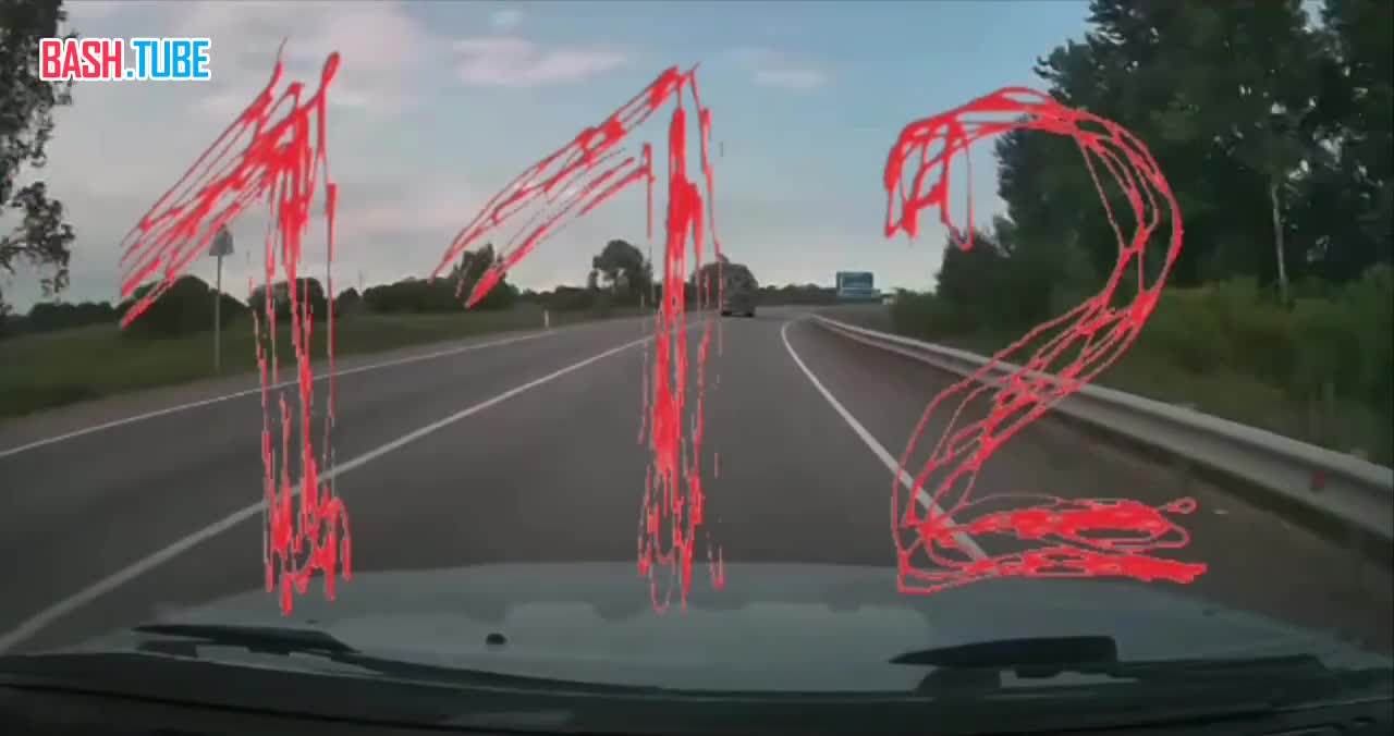  Автовоз с машинами и бетономешалка загорелись на трассе под Хабаровском