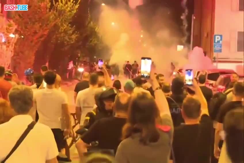  В Сербии 7 военных пострадали на акциях протеста