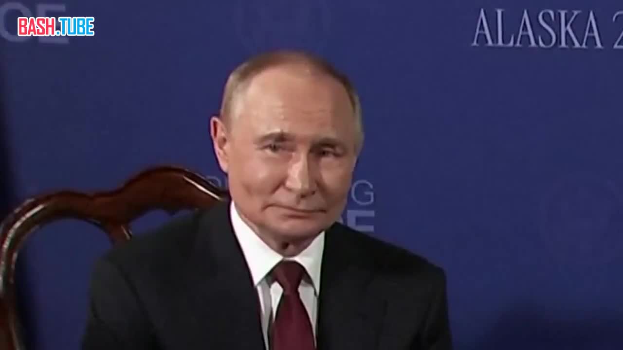  В центре внимания СМИ мимика Владимира Путина во время активности прессы в самом начале встречи