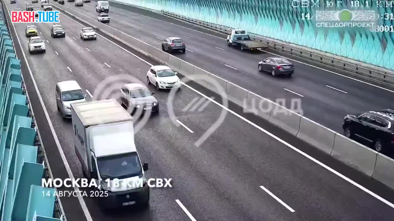  Столичный мотоциклист перевозил по СВХ большую сумму пятитысячными купюрами