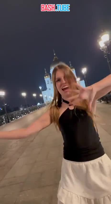  Студенток московского художественного университета отчислили после видео с танцем на фоне Храма Христа Спасителя
