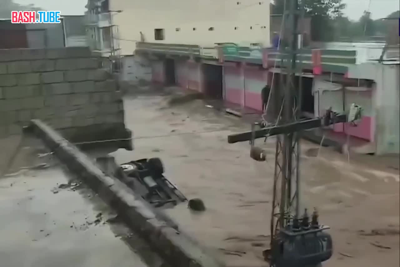  Муссонные дожди в Пакистане унесли жизни 660 человек, 929 пострадали