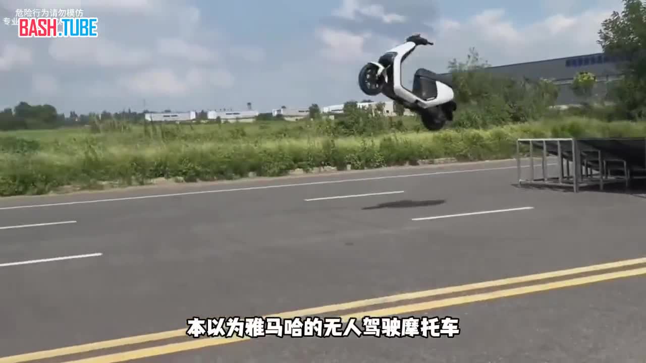  Видео проезда топовых версий популярных китайских электроскутеров Ninebot стали хитом в азиатском сегменте соцсетей