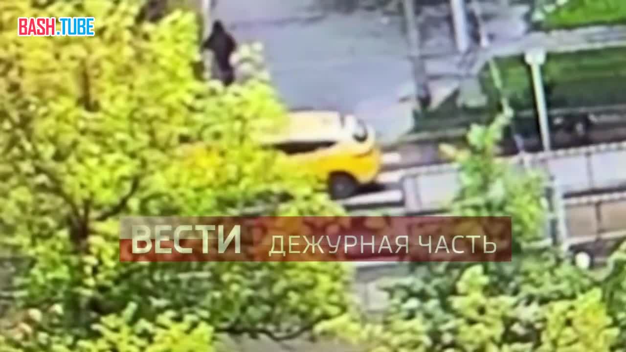  Появились кадры аварии на Шаболовке с участием Алексея Блиновского