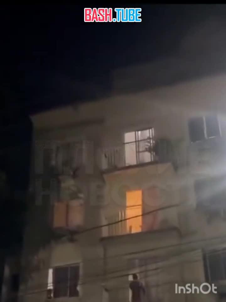  В Бразилии на глазах соседей мужчина зарубил топором возлюбленную, заподозрив ее в измене