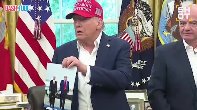  Дональд Трамп похвастался фотографией с Владимиром Путиным во время саммита на Аляске